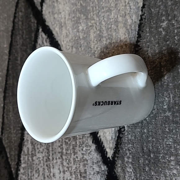 STARBUCKS 2021 GOLD 20 OZ STAINLESS STEEL TUMBLER & SIGNATURE COFFEE CUP - Picture 12 of 15